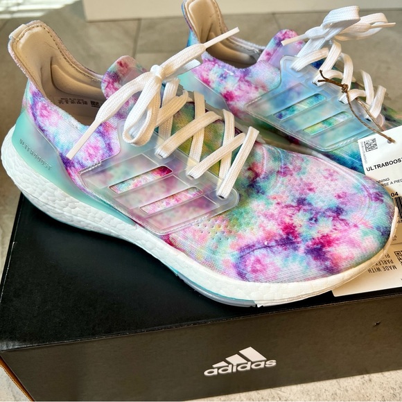 adidas Shoes - NWT! Adidas Ultraboost 21 W - Size 7.5